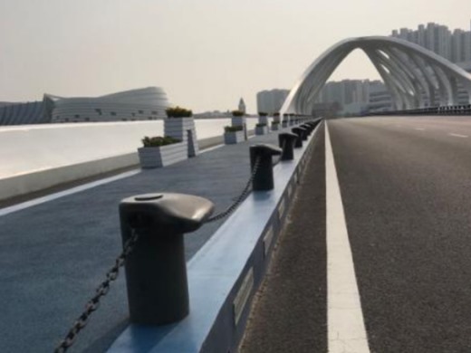 系船柱--西海岸貝殼橋